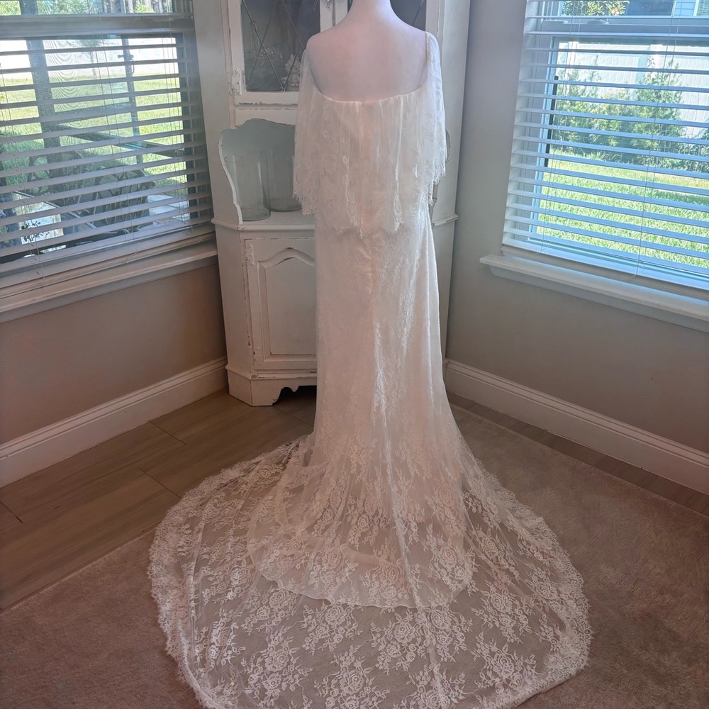 NEW, White Dress, Lace Dress, Wedding Dress, Prom Dress, NWOT Size L/14 - Picture 6 of 9